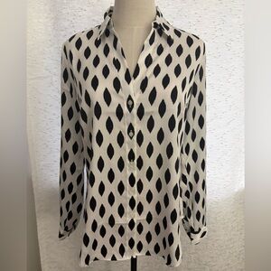 Ann Taylor Monochrome Leaf Pattern Button Down Shirt NWT S